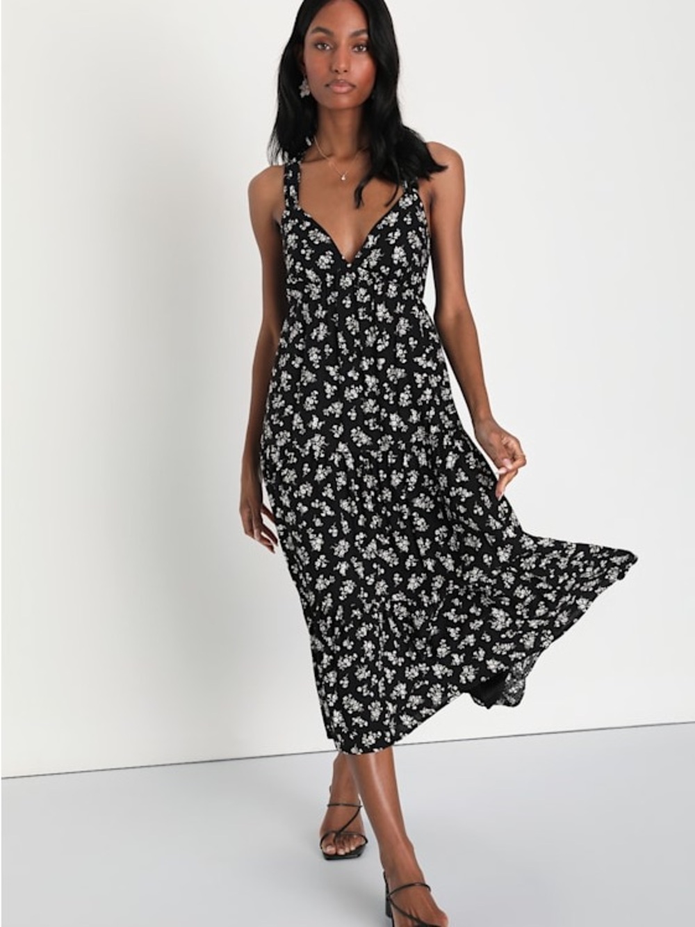 Lulu's Black Floral V-Neck Strappy Midi Dress